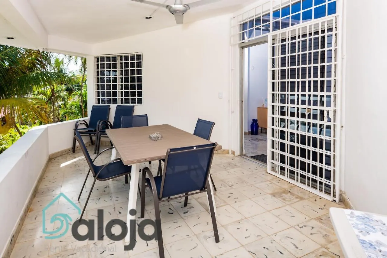 Villa Xtohil With Private Access To The Magic 7 Colors Lagoon Bacalar México
