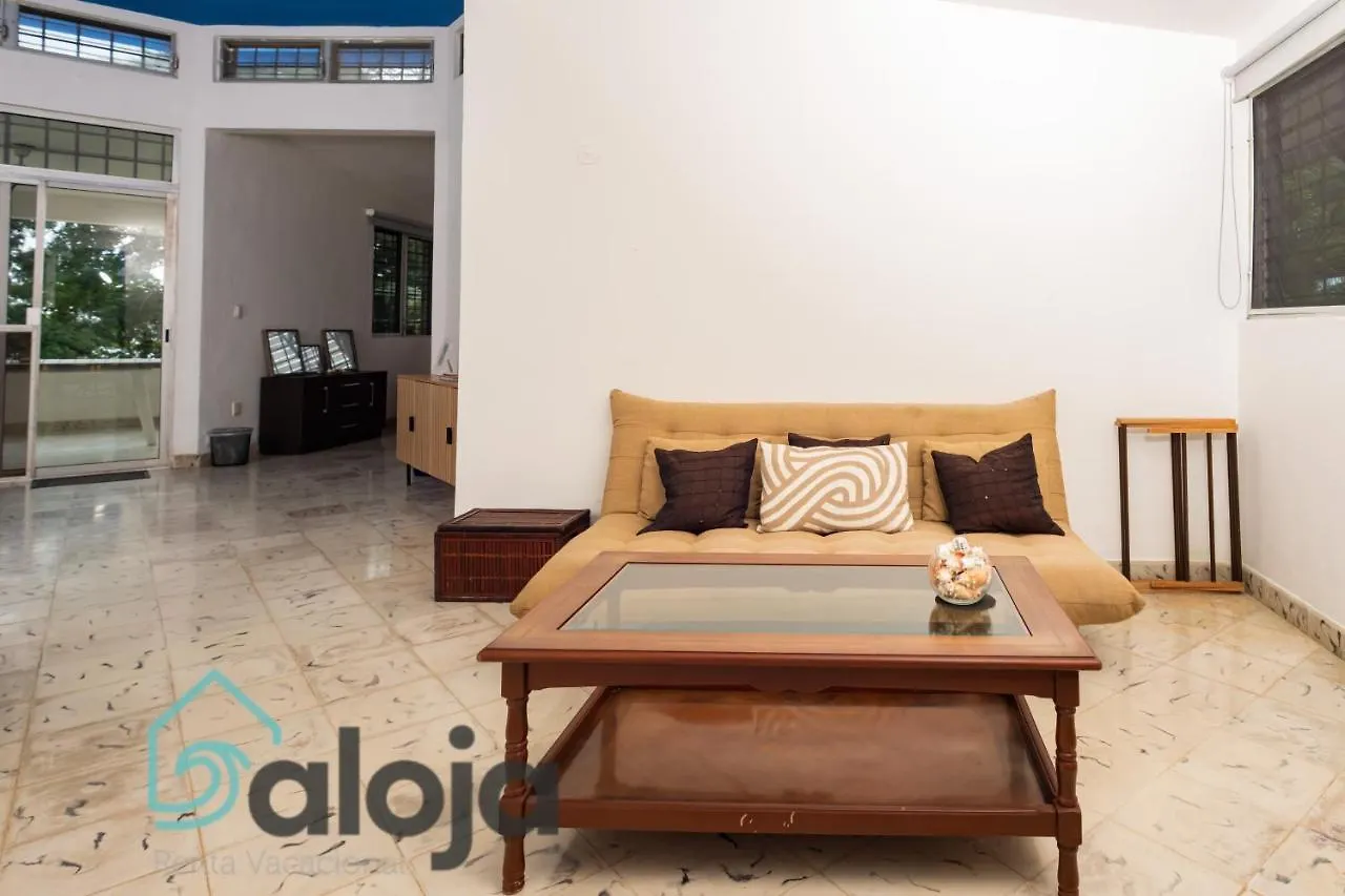 Villa Xtohil With Private Access To The Magic 7 Colors Lagoon Bacalar