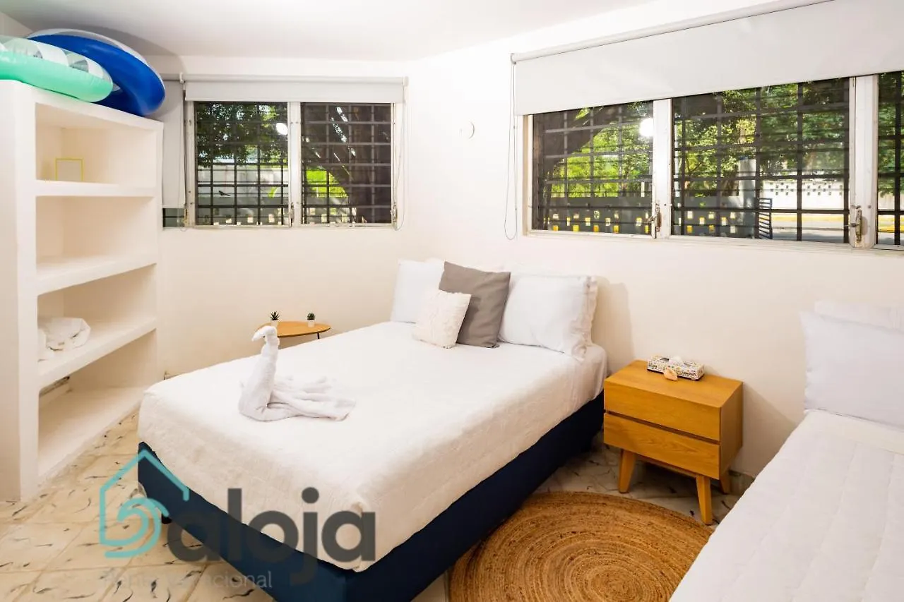 Villa Xtohil With Private Access To The Magic 7 Colors Lagoon Bacalar
