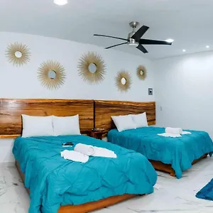 Naomi Center Hotel