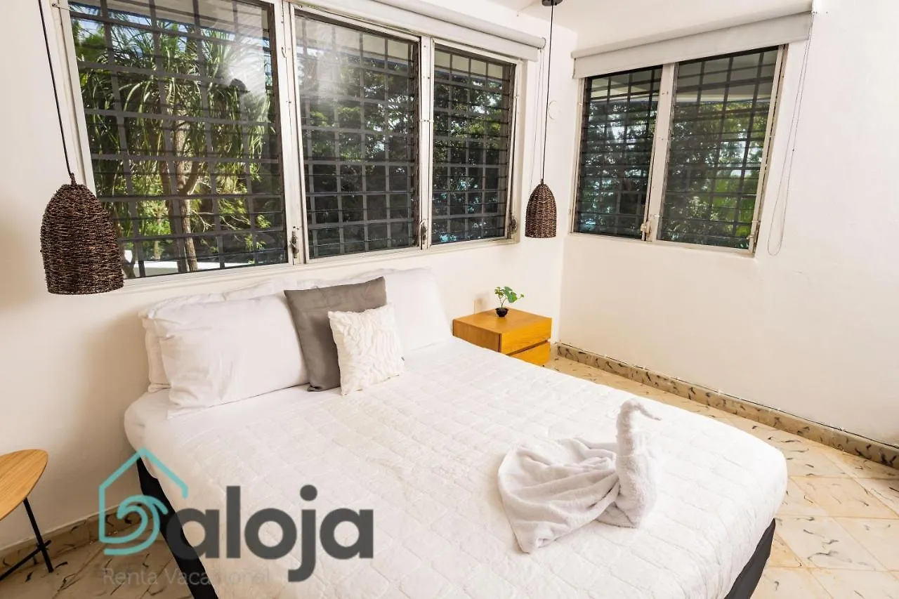 Villa Xtohil With Private Access To The Magic 7 Colors Lagoon 바칼라르
